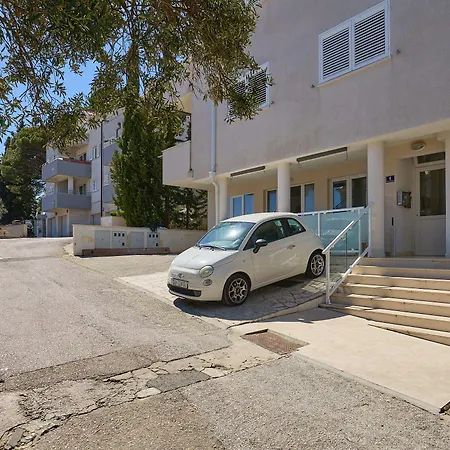 Hedera Estate, Hedera A38 * דוברובניק